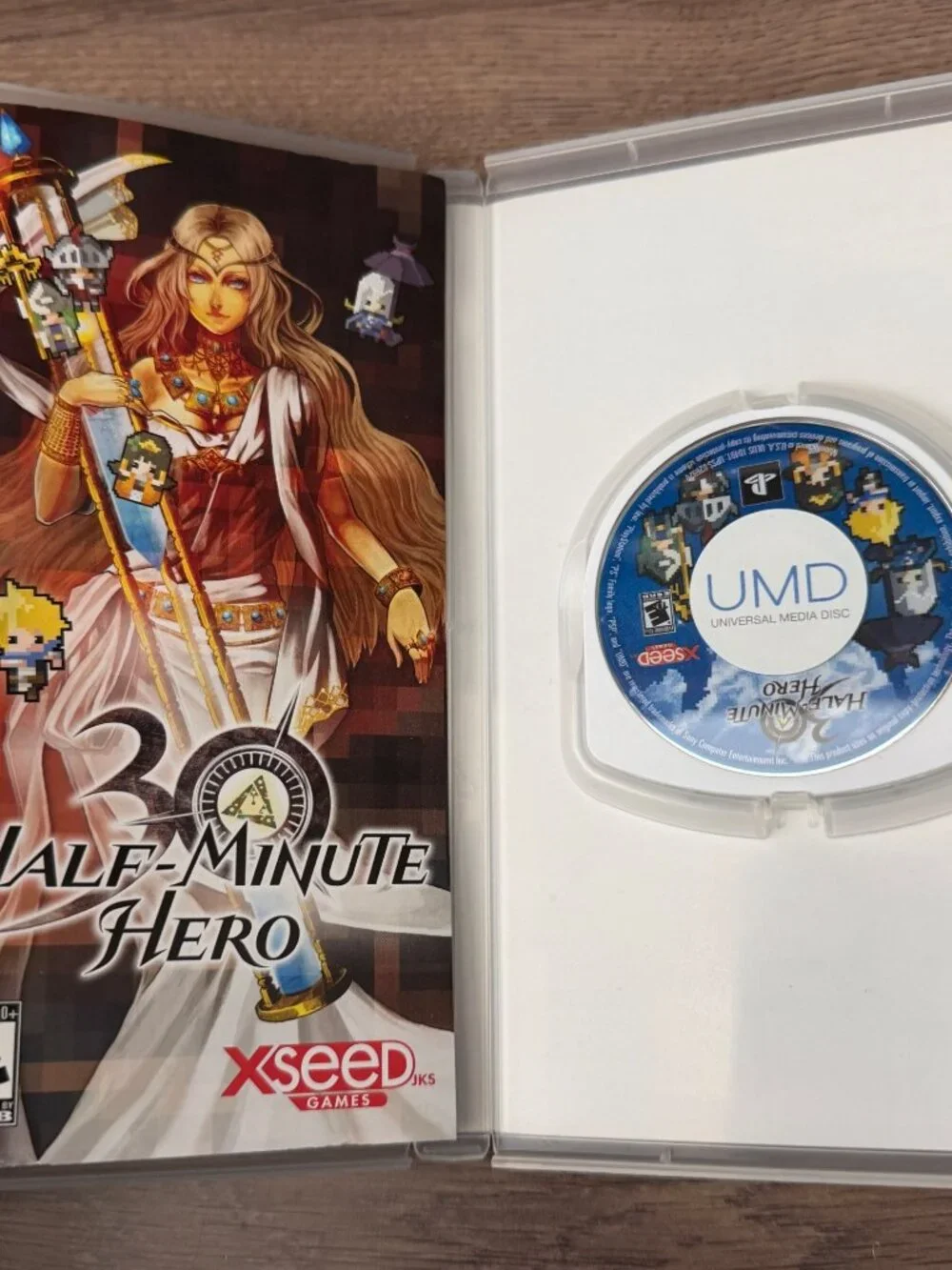 PSP 2 Game Lot Bundle Metal Gear Solid Portable Ops & Portable Ops Plus CIB